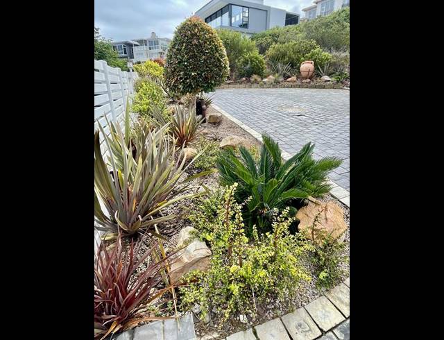 4 BEDROOM HOUSE FOR SALE IN PINNACLE POINT GOLF ESTATE